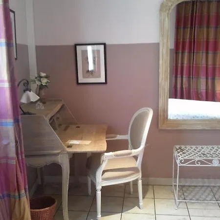 Le Clos Du Rempart 5* Avignon