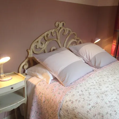 Le Clos Du Rempart Bed & Breakfast 5*