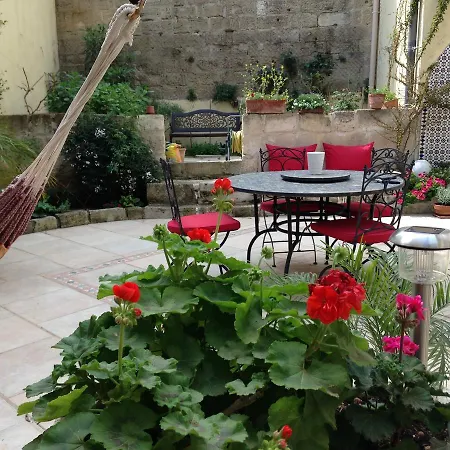 Le Clos Du Rempart Bed & Breakfast Avignon