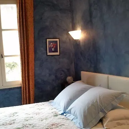 Le Clos Du Rempart Bed & Breakfast