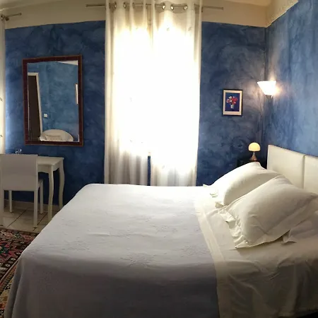 Le Clos Du Rempart Bed & Breakfast Avignon