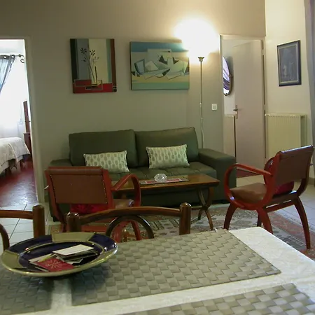 Bed & Breakfast Le Clos Du Rempart Avignon